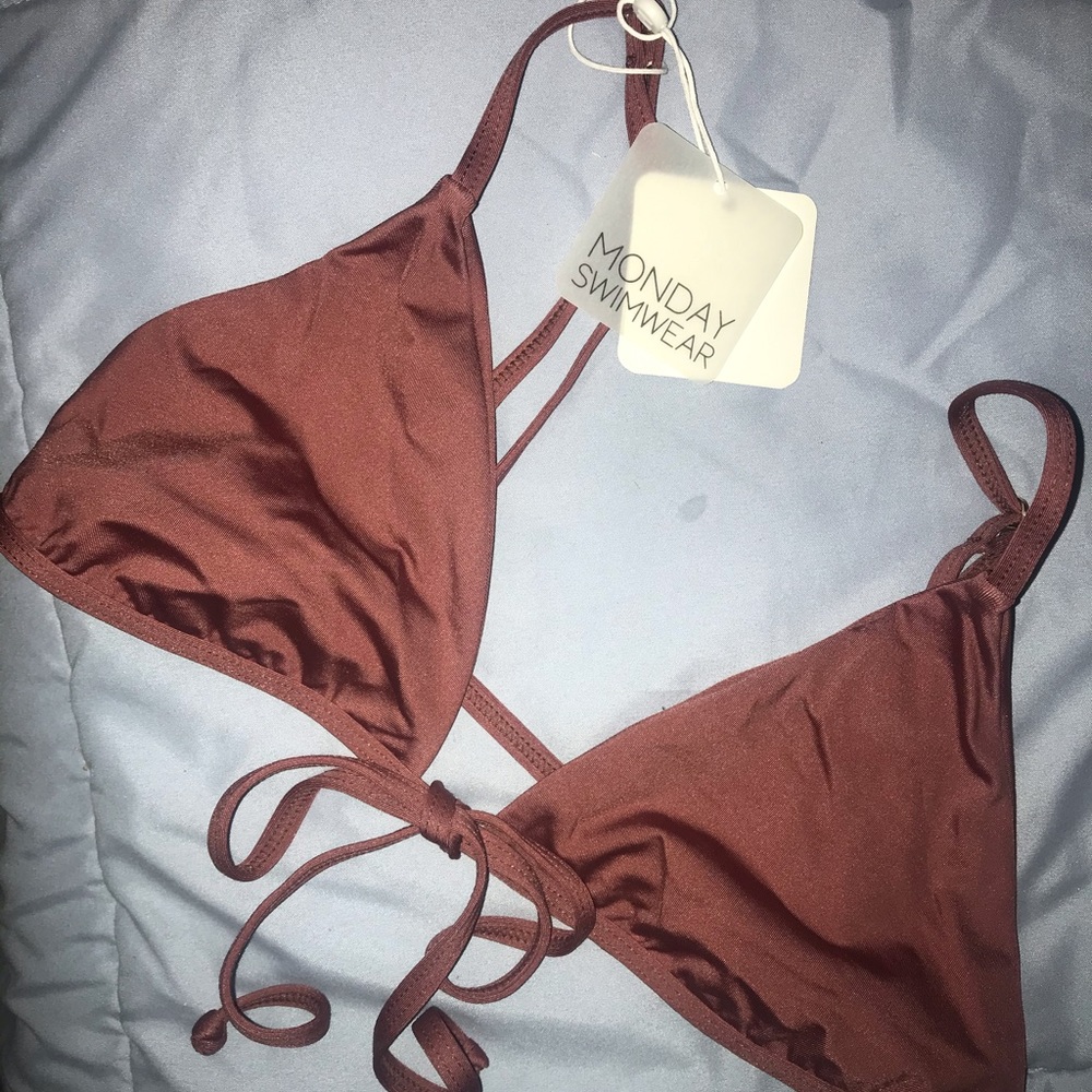 Monday swimwear bikini top